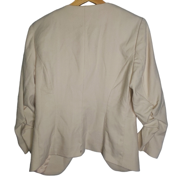 H&M Cream Blazer - Picture 7 of 9